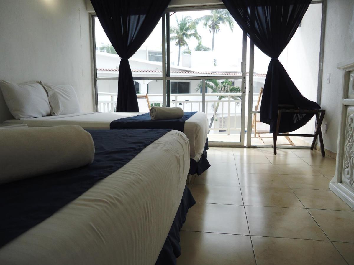 Hotel Bagasi Manzanillo Exterior photo