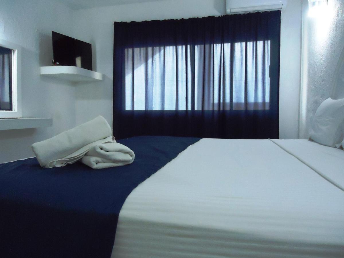 Hotel Bagasi Manzanillo Exterior photo